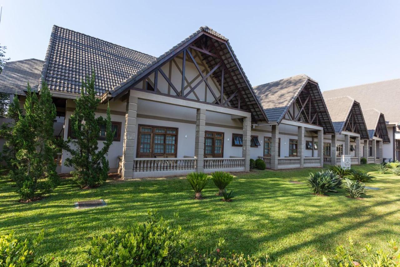 Lagos De Jurema Termas Resort Iretama 外观 照片
